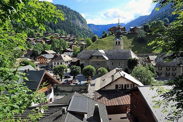 Morzine - Immobilier - CENTURY 21 Call Home -  Vue_sur_l'église_de_Morzine