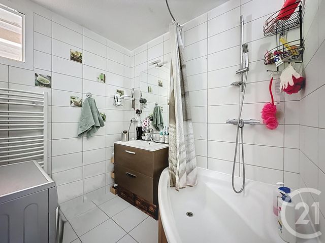 Afficher la photo en grand Appartement F3 à vendre - 4 pièces - 69.02 m2 - MONTRIOND - 74 - RHONE-ALPES - Century 21 Call Home