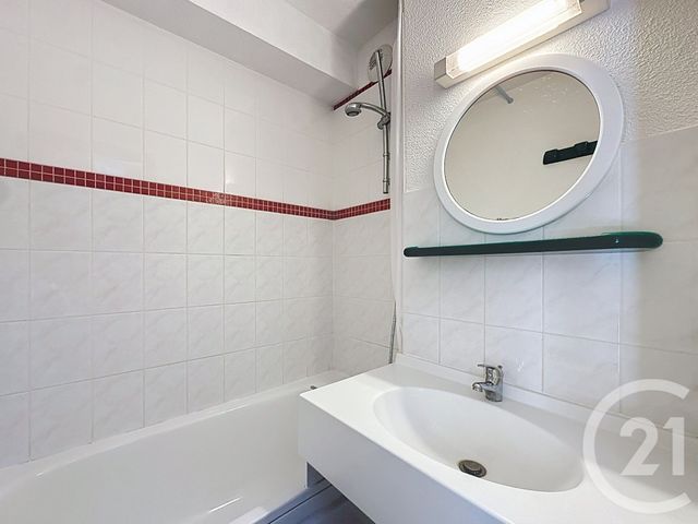 Appartement T2 à vendre - 2 pièces - 41.76 m2 - LE BIOT - 74 - RHONE-ALPES - Century 21 Call Home